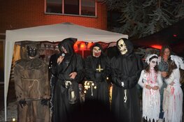 Ahornlaan wordt AHorrorlaan: Halloween groots gevierd in Heerhugowaardse Bomenwijk