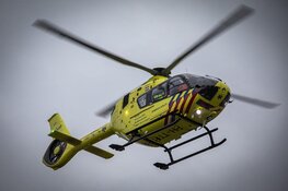 Fietser zwaargewond bij aanrijding Oostertochtpad, traumaheli ingezet