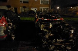 Auto door brand verwoest aan Saturnuslaan in Heerhugowaard
