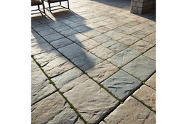 Groene aanslag van tegels verwijderen: de beste methoden