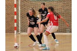 FC Marlène VR1 zet ongeslagen reeks voort met zevenklapper in Den Helder