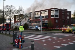 Grote inzet van hulpdiensten bij brand na explosie in Heerhugowaard