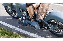 Motorrijder onderuit op A.C. de Graafweg