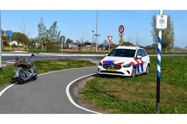 Motorrijder onderuit op A.C. de Graafweg