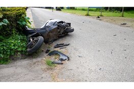 Scooterbestuurder naar het ziekenhuis na harde aanrijding in Heerhugowaard