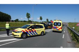 Bestuurder gewond en veel schade na keeractie op N194