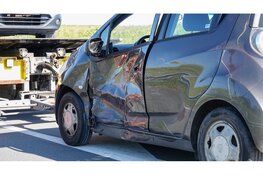 Bestuurder gewond en veel schade na keeractie op N194