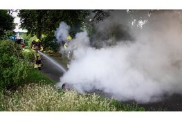 Scooter uitgebrand op fietspad in Heerhugowaard, brandstichting niet uitgesloten