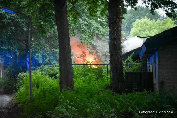 Uitslaande brand bij zorginstelling Heerhugowaard: brandweer rukt groots uit