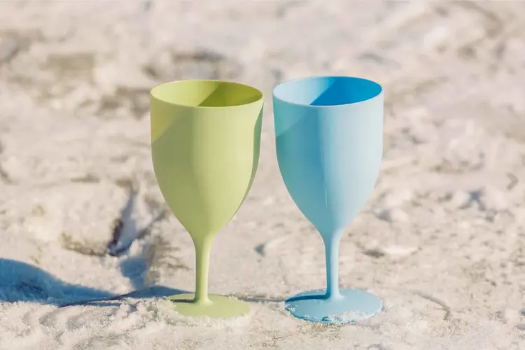 De voordelen van polycarbonaat wijnglazen op evenementen