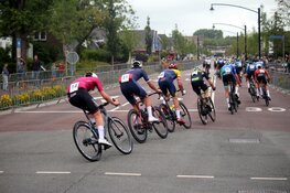 Ervaren Youri Havik sterkste in Tour de Waard, Emmy Pordon zegeviert in vrouwenkoers