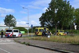 Fietser gewond na aanrijding met scooter in Broek op Langedijk
