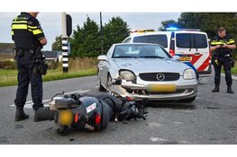 Botsing tussen auto en scooter in Heerhugowaard
