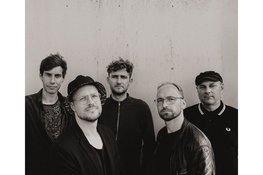 Morning Moon brengt de grootste Oasis hits naar Kompleks