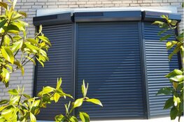 Rolluiken ideaal voor woningen aan drukke wegen