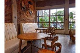 Waarom een horecabank op maat het verschil maakt in je interieur