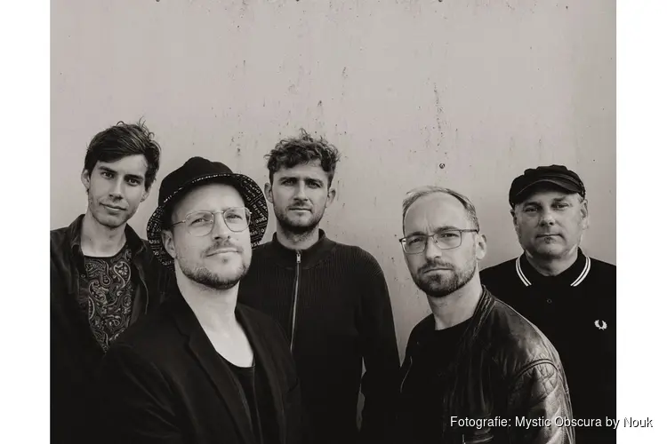 Morning Moon Oasis-tribute naar Kompleks. ‘Geen verkleedpartij, wel de hits’