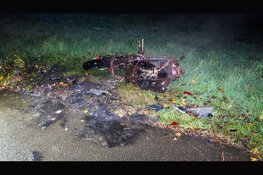 Brandende scooter aangetroffen langs fietspad in Heerhugowaard