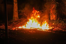 Dixi uitgebrand op terrein van Esdege-Reigersdaal Heerhugowaard, vuurwerk vermoedelijk de oorzaak
