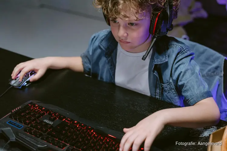 Een avond over gezond gamen en schermgebruik Door Sydney van Brummen