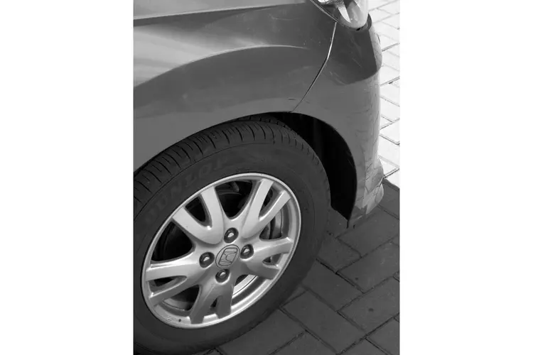 Veilig de weg op rond Heerhugowaard: zo kies je de juiste banden