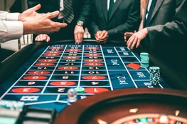 Hoe groepsdruk gokgedrag in Nederlandse casino’s kan versterken