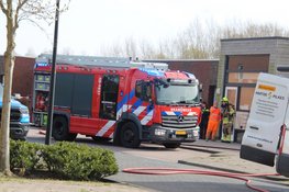 Bestelbus in lichterlaaie op Heerhugowaardse parkeerplaats