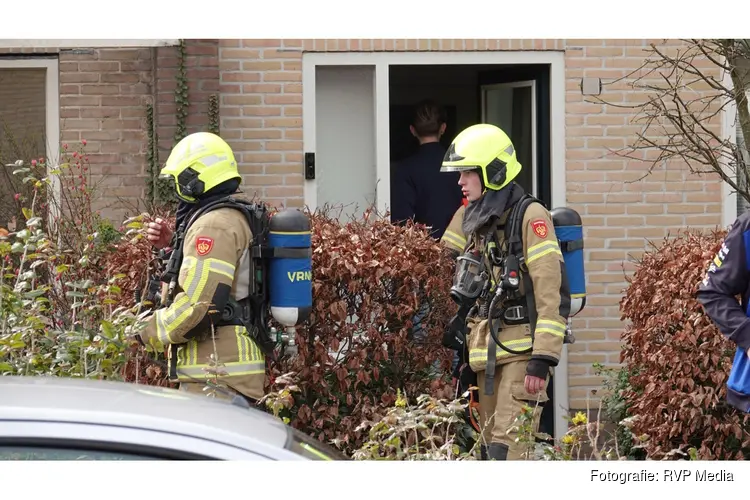 Vijf woningen ontruimd door vreemde lucht in Heerhugowaard