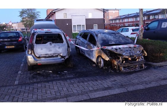 Getuigen gezocht van autobrand Steigerdijk