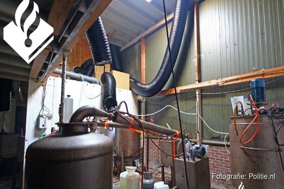 Merendeel drugslabs in woonwijk