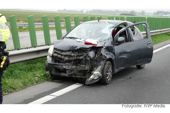 Gewonde en veel schade bij ongeval op N242