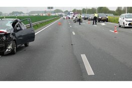 Gewonde en veel schade bij ongeval op N242