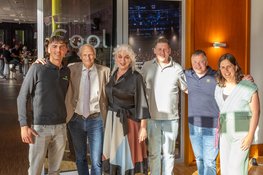Café Cool verwelkomt Dakkapellen.nu/ Kunststofkozijn.nu als nieuwe hoofdsponsor