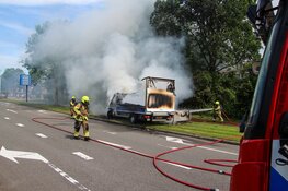 Bakwagen volledig uitgebrand in Heerhugowaard