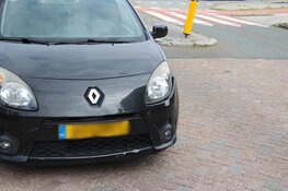 Scooterrijder aangereden door auto op rotonde in Heerhugowaard