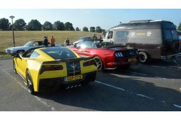 Night Cruise Heerhugowaard: Gelijkgestemden treffen elkaar bij car-meeting Strand van Luna