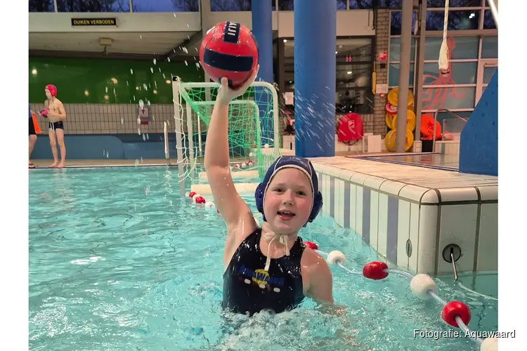 Nieuw seizoen van start: Zwemvereniging Aquawaard verwelkomt jeugd bij het Zwemplan