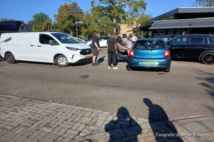 Drie auto's betrokken bij botsing op Erasmuslaan in Heerhugowaard
