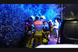 Bewoner zwaargewond na nachtelijke woningbrand in Broek op Langedijk