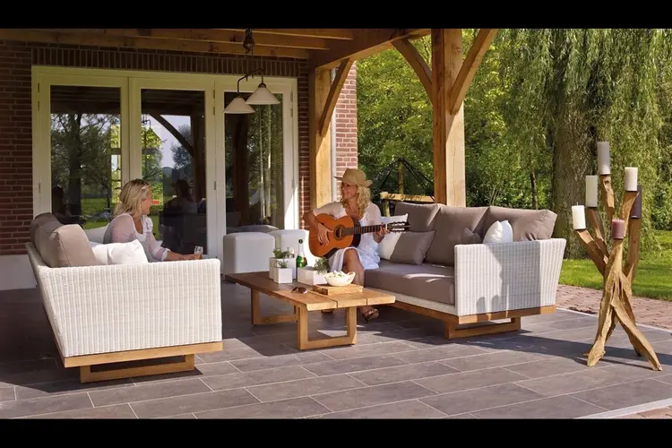 Zo wordt je terras een volwaardige buitenkamer
