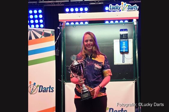 Lerena Rietbergen wint tweede NH Cup-titel, broer Roy finalist bij de heren
