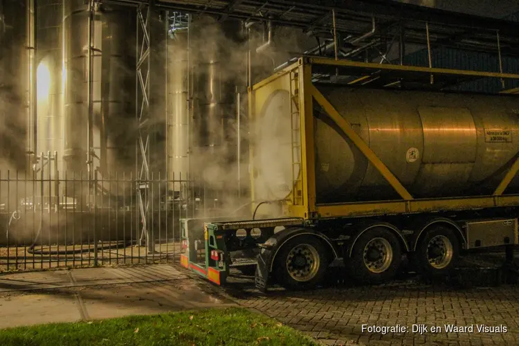 Mogelijke brand in ISO-container op industrieterrein Zandhorst