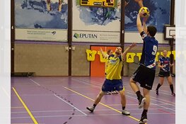 Zeven minuten breken KV Apollo op