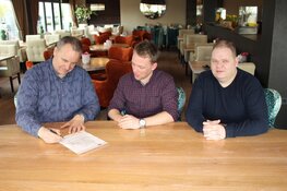 Strandrestaurant WOEST nieuwe hoofdsponsor Reiger Boys Zaalvoetbal